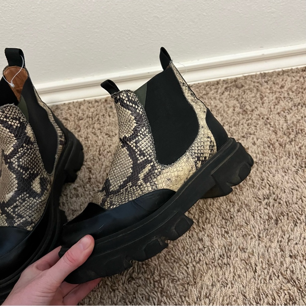GANNI Women's Leather Snake Print Platform Chelsea Boots - Picture 12 of 12